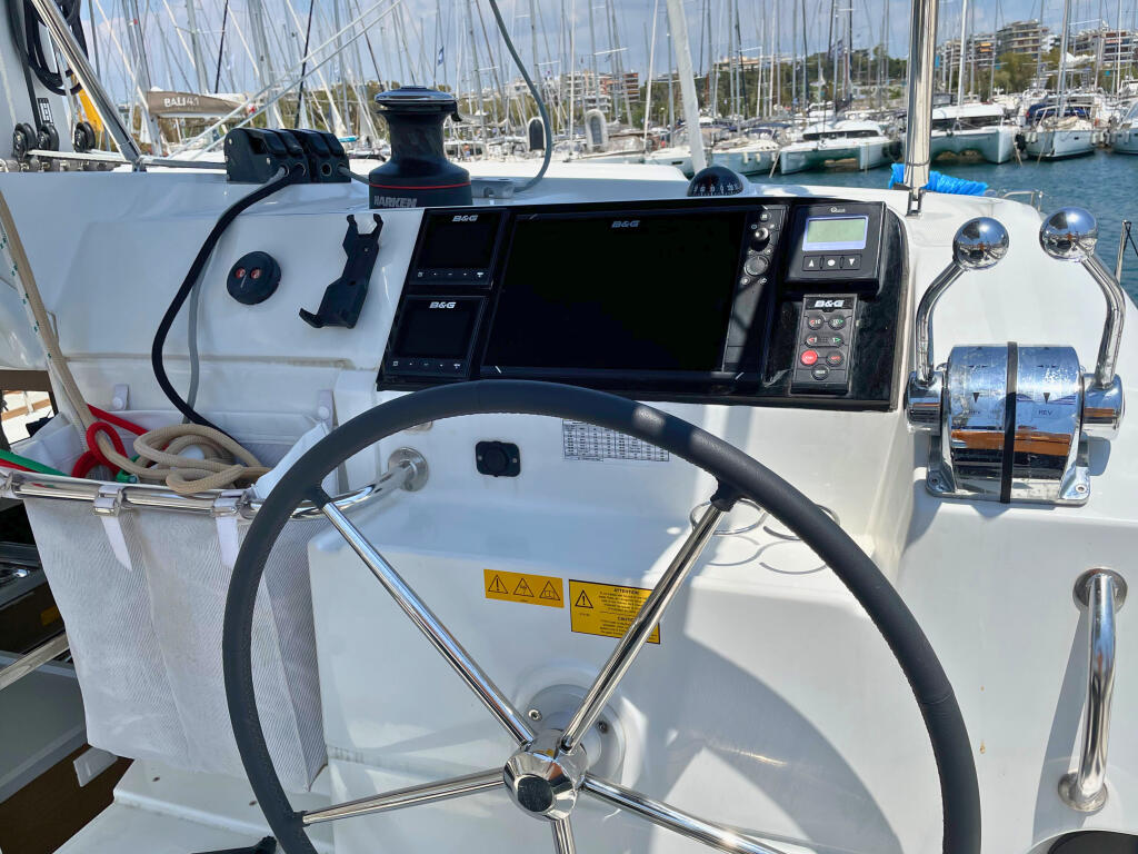Lagoon 40 Drifter