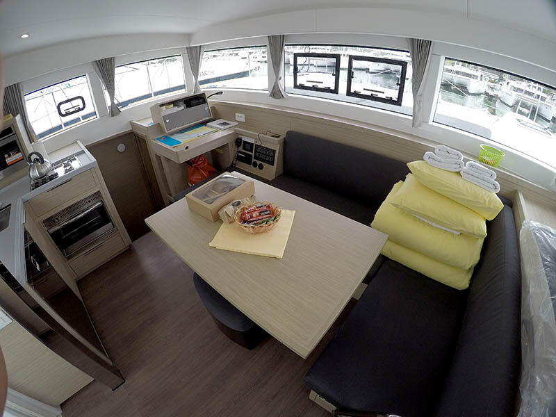 Lagoon 40 Tom Cat