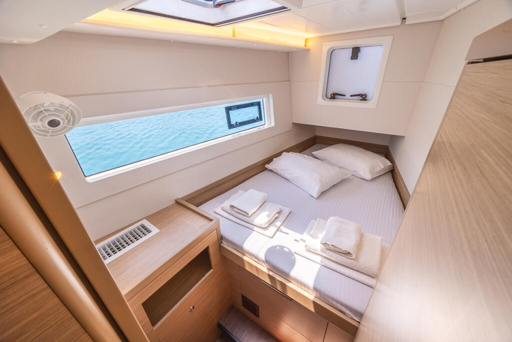 Lagoon 40 Deva