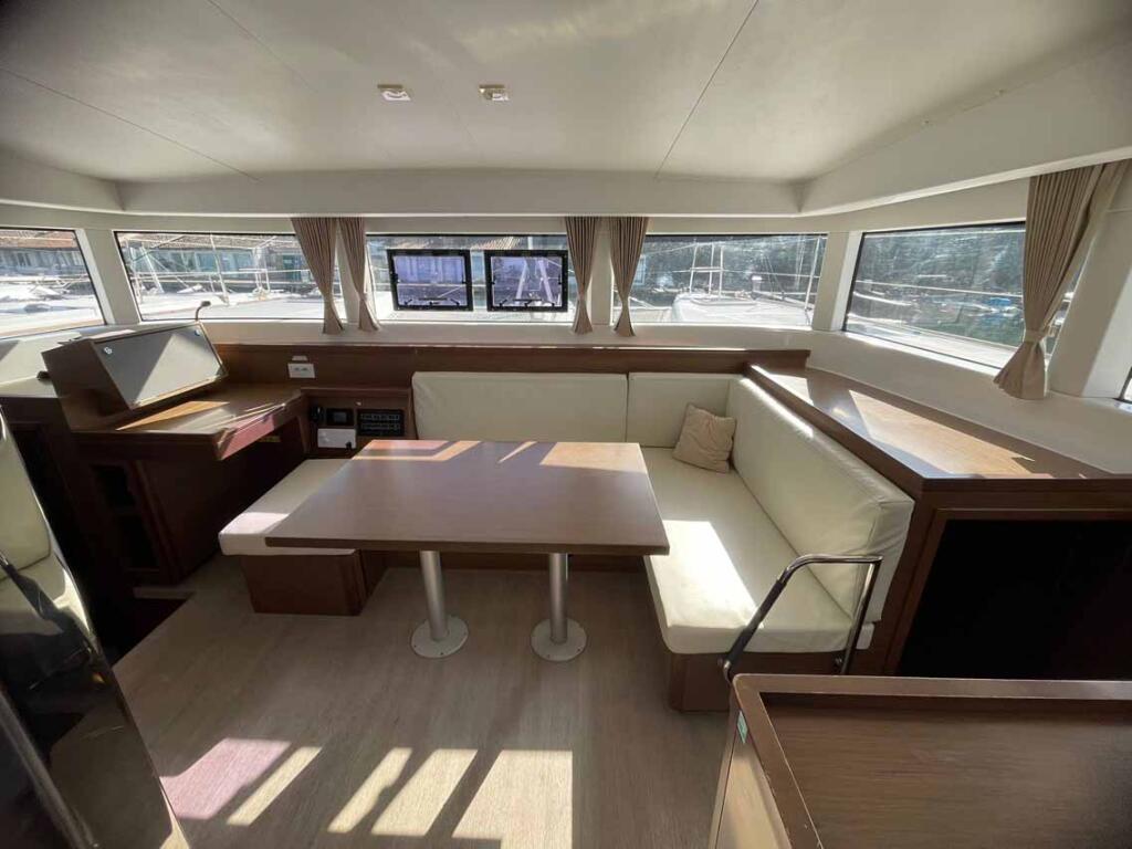 Lagoon 40 Sunset