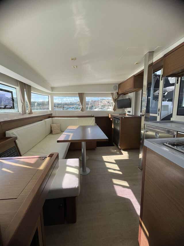 Lagoon 40 Sunset