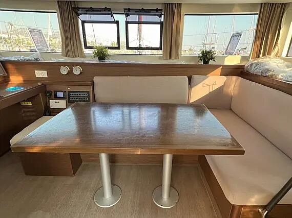 Lagoon 40 Andromeda