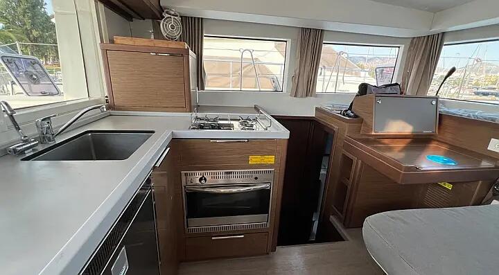 Lagoon 40 Andromeda