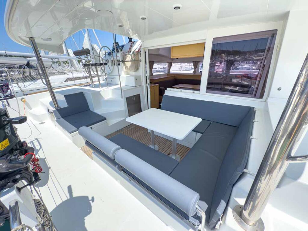 Lagoon 400 S2 Yolamare