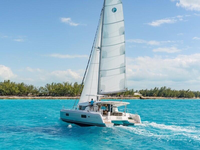 Lagoon 42 BIMINI