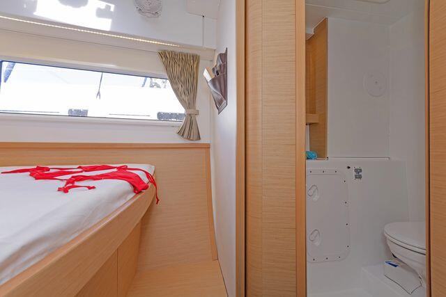 Lagoon 42 Wind Whisper 