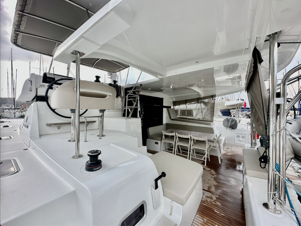 Lagoon 42 Sail Adasu
