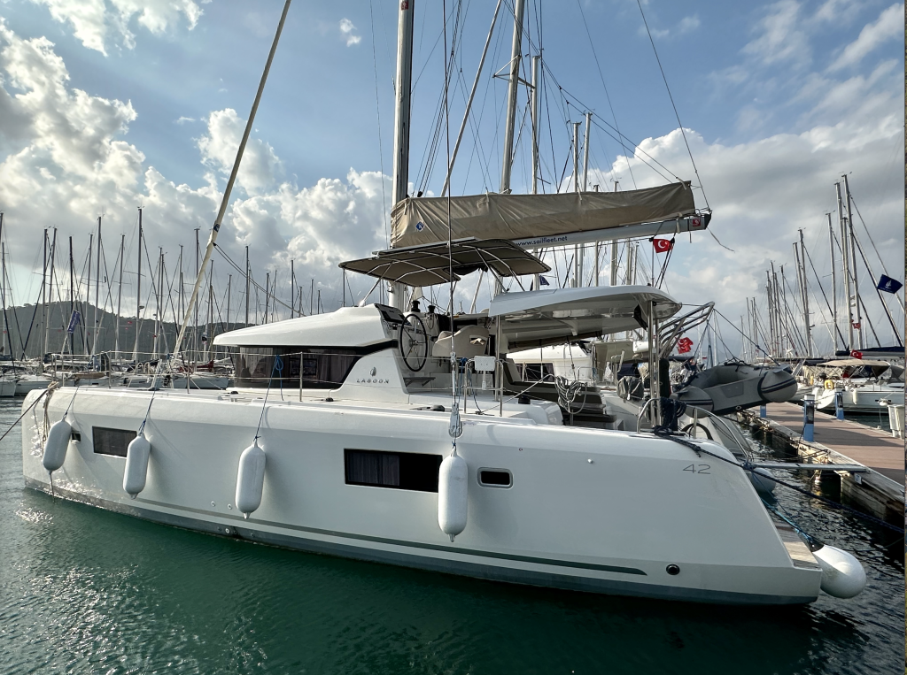 Lagoon 42 Sail Adasu