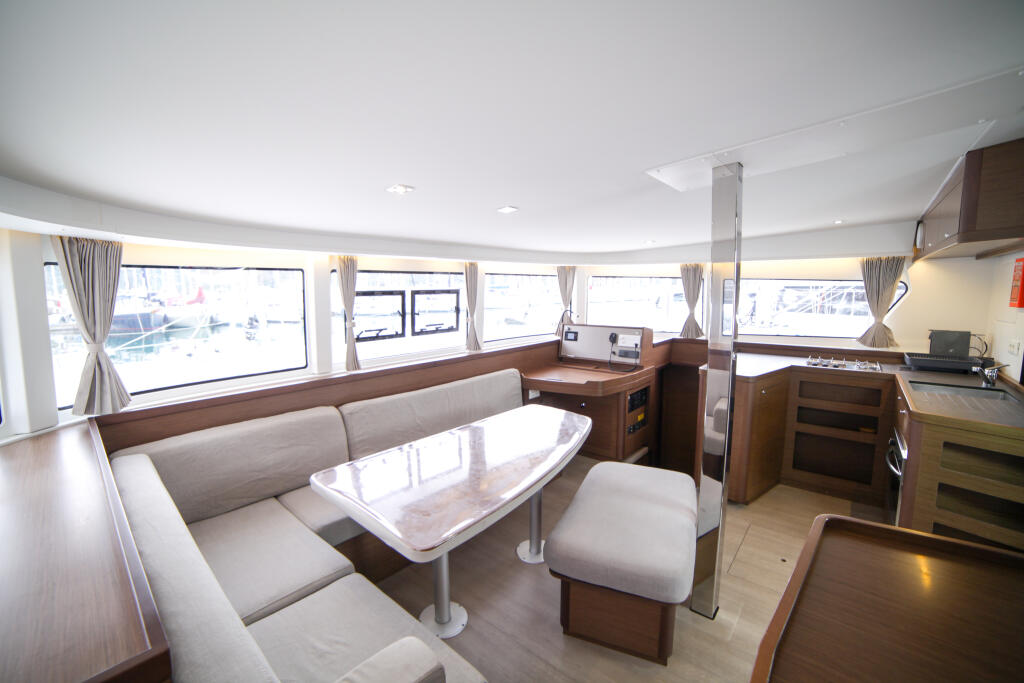 Lagoon 42 Sail Adasu