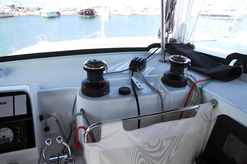 Lagoon 42 George A