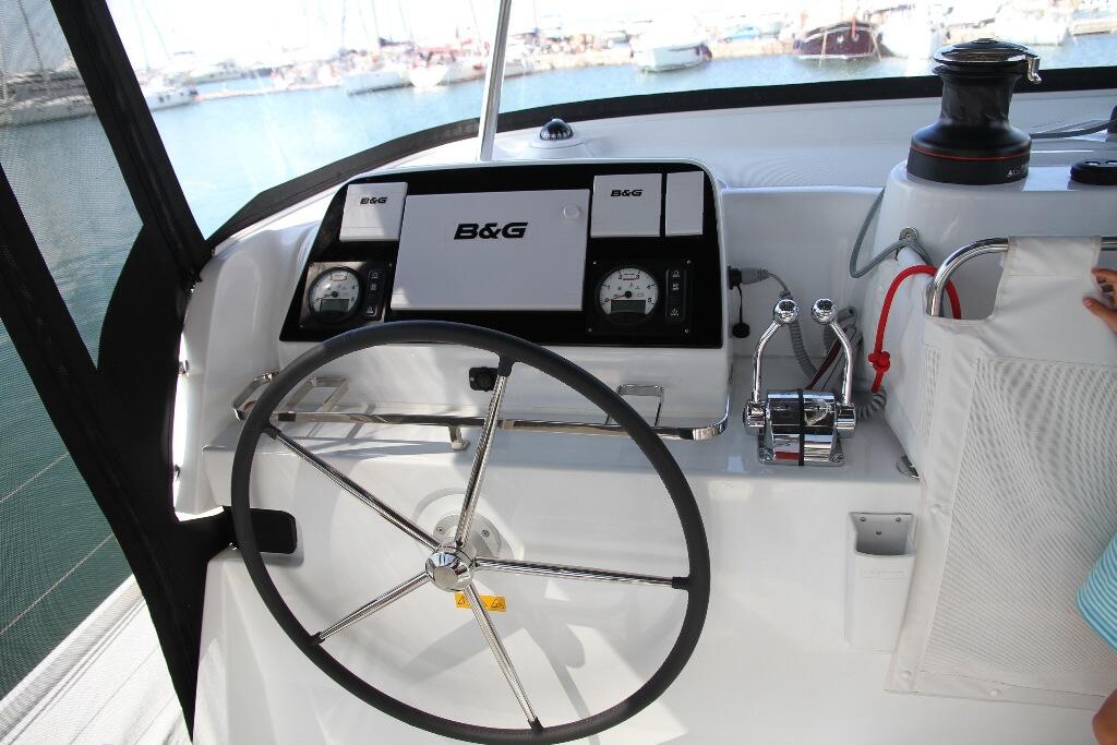 Lagoon 42 George A