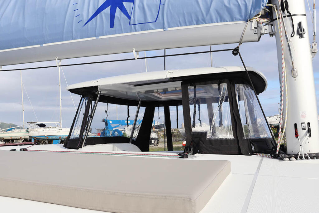 Lagoon 42 Odyssey_X