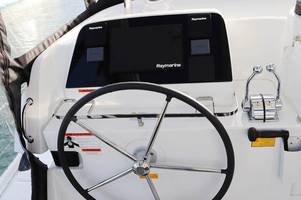 Lagoon 42 Odyssey_X