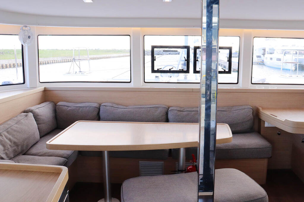 Lagoon 42 Odyssey_X
