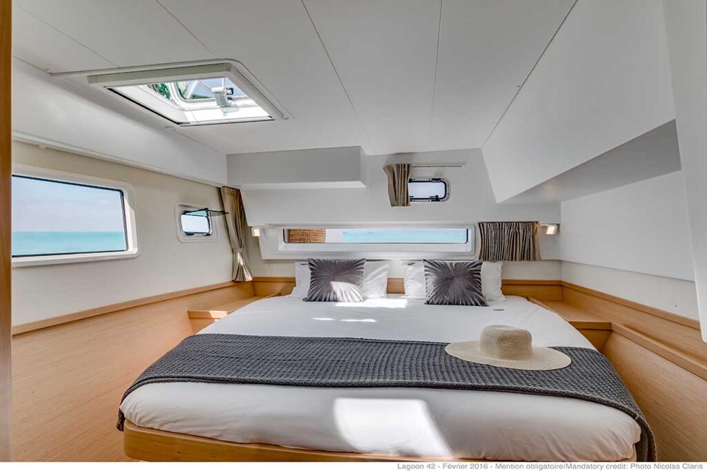 Lagoon 42 Solaris