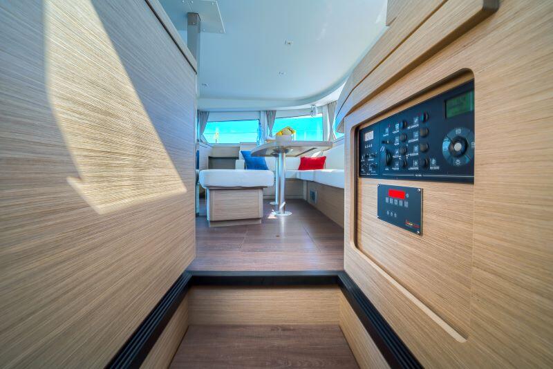 Lagoon 42 Brattia