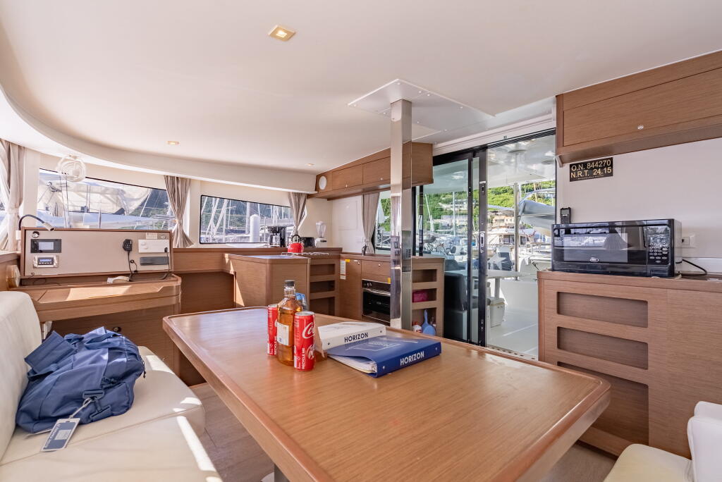 Lagoon 42 Arctic Fantasy II