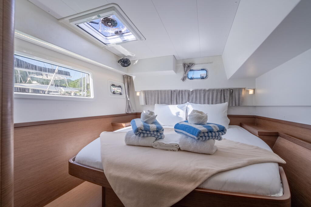 Lagoon 42 Arctic Fantasy II