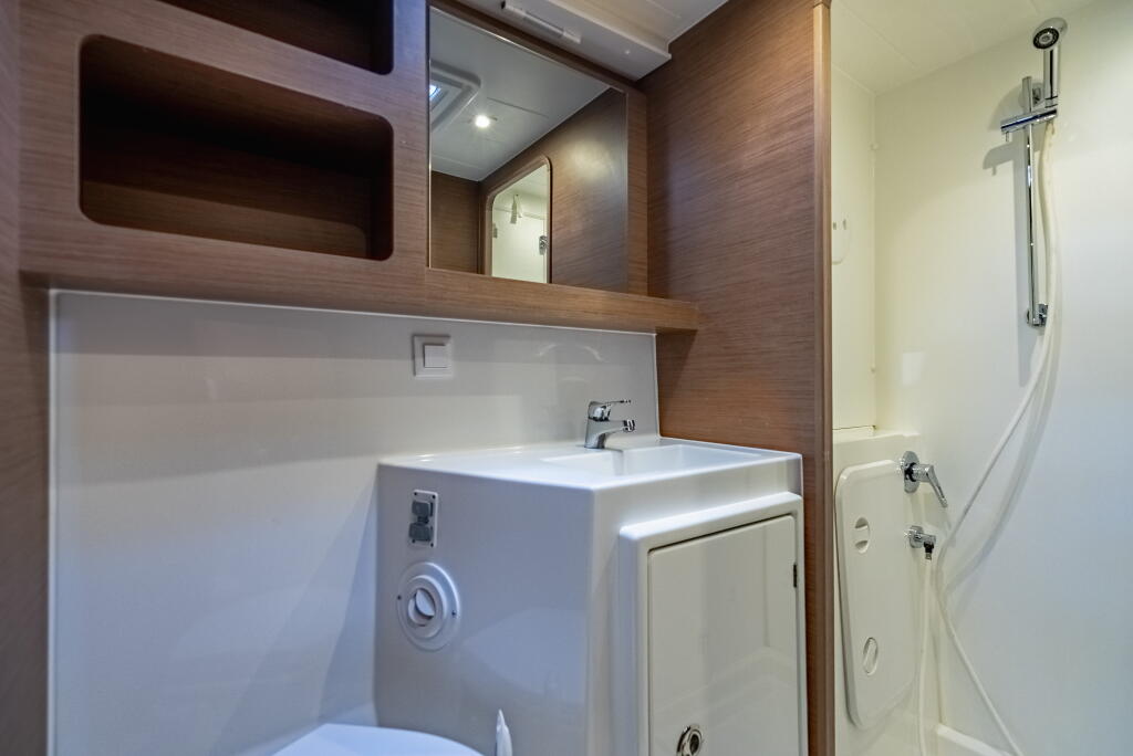 Lagoon 42 Arctic Fantasy II