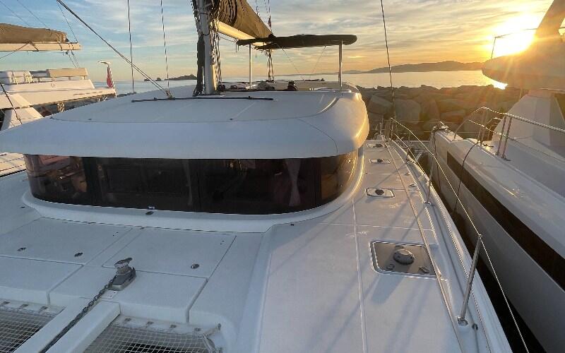 Lagoon 42 Double Trouble