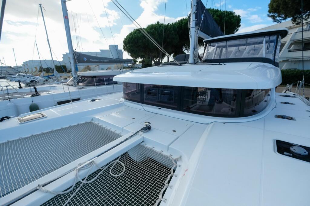 Lagoon 42 White Chadal