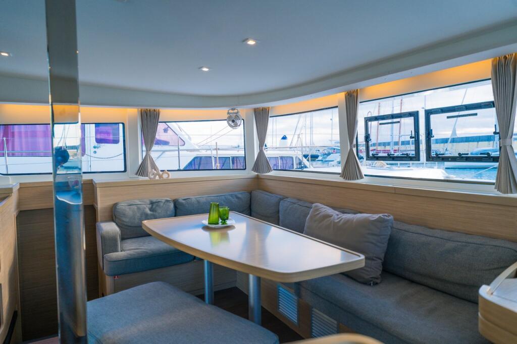 Lagoon 42 Veryta