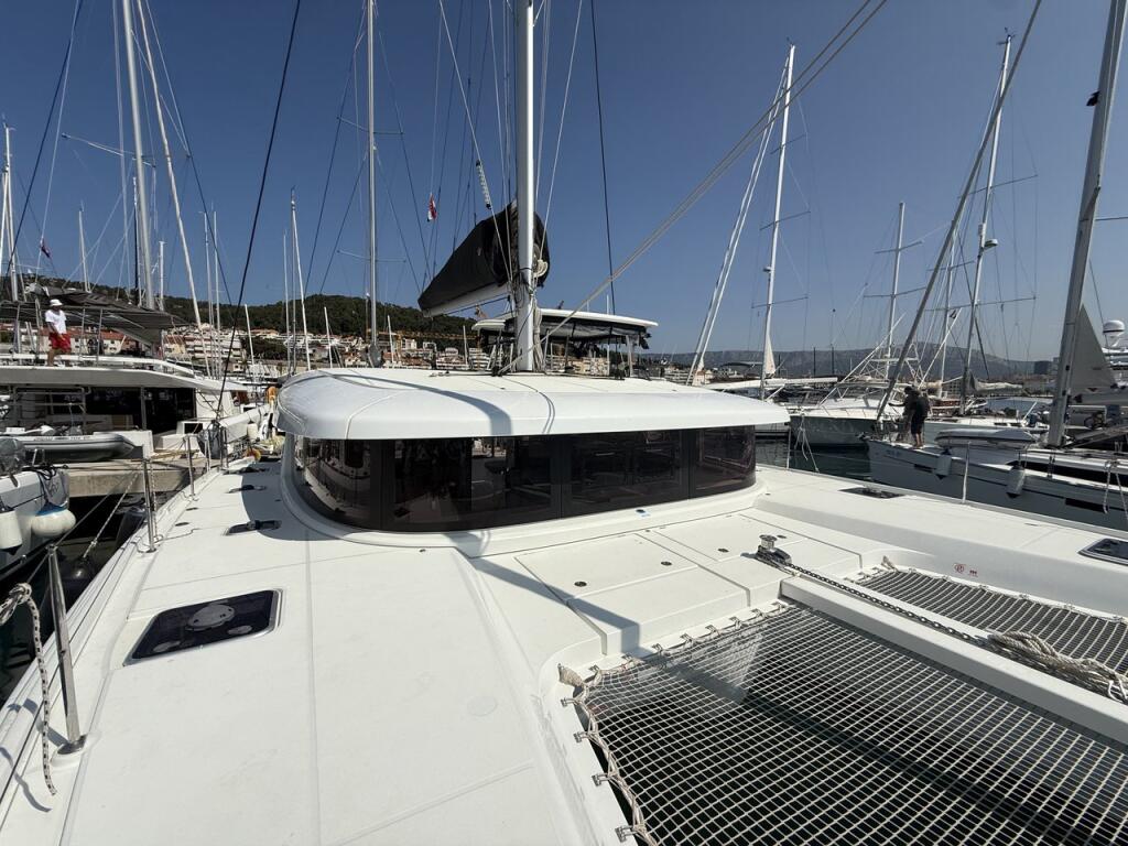 Lagoon 42 Tigeer Royale