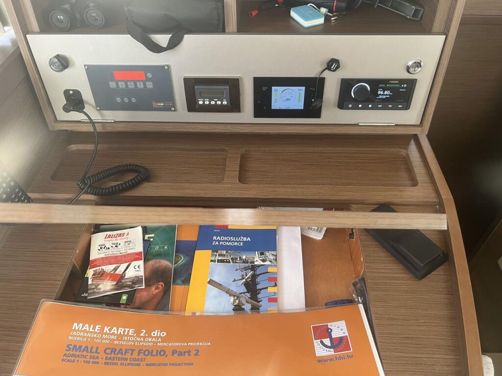 Lagoon 42 Adventure