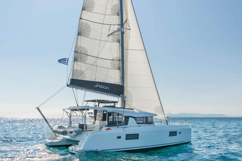 Lagoon 42 Marina IV