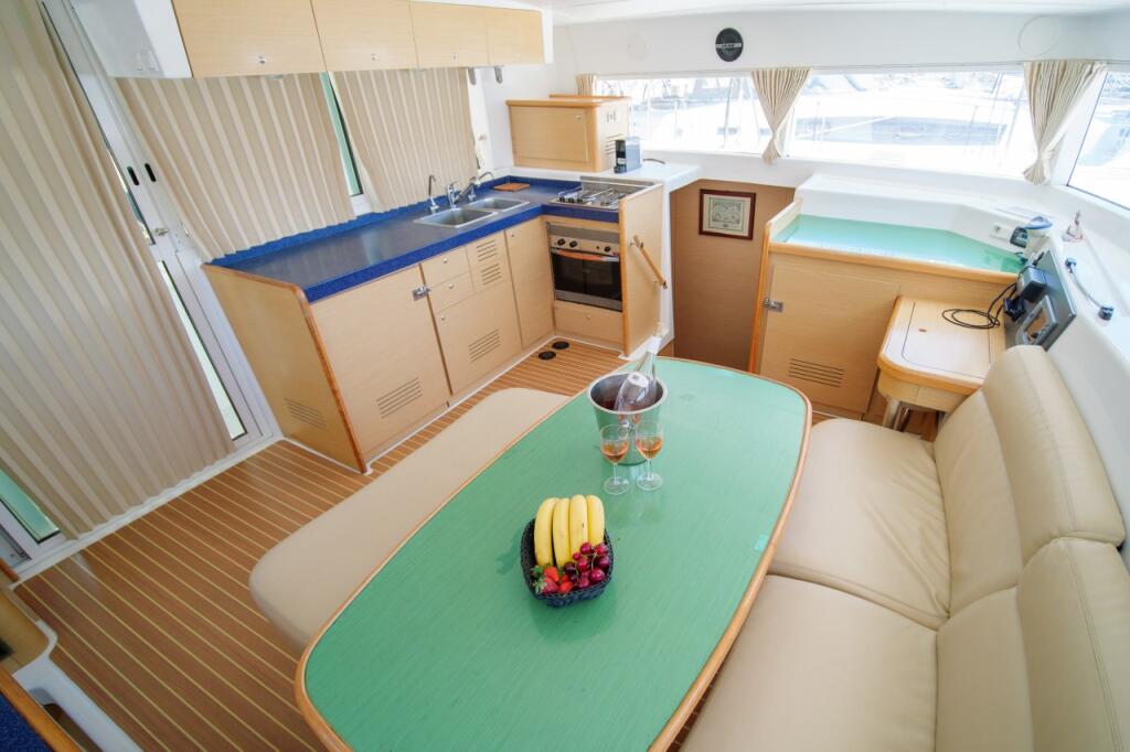 Lagoon 420 Amelia