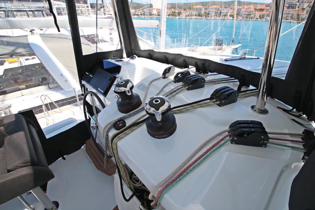 Lagoon 43 Solution