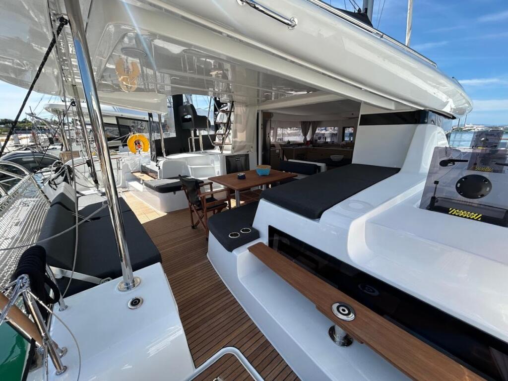 Lagoon 43 Zen 2