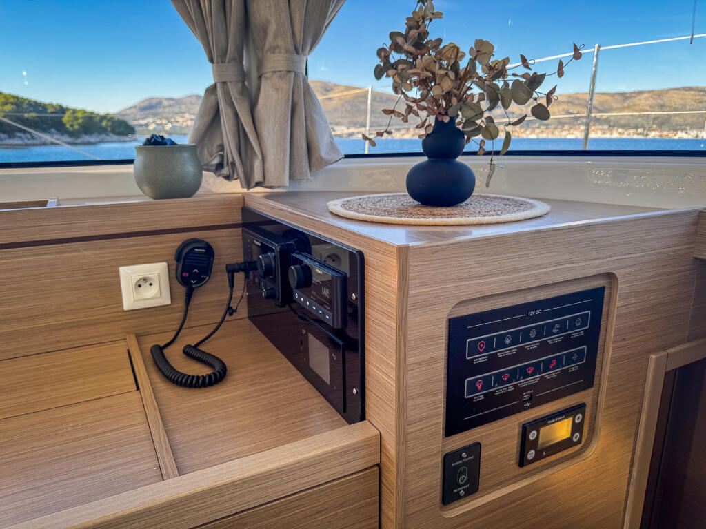 Lagoon 43 Fox