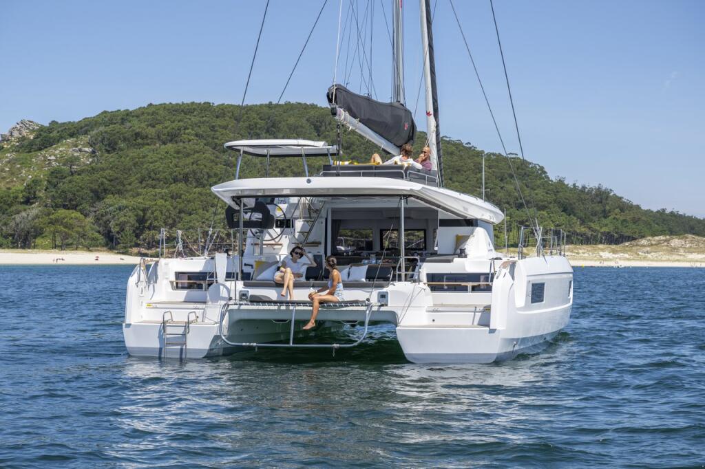 Lagoon 43 Cloud Dancer 2