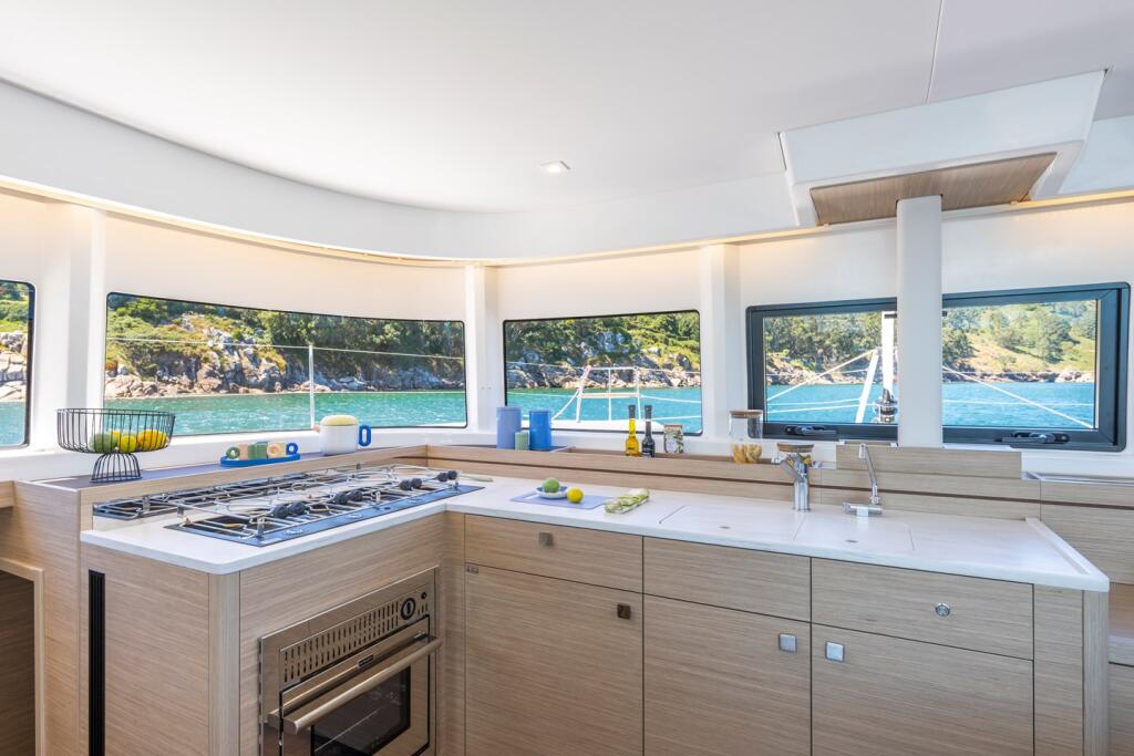 Lagoon 43 Epic Life