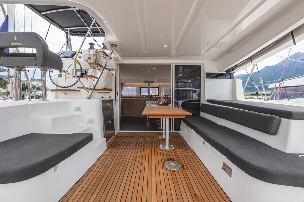 Lagoon 43 Emerald