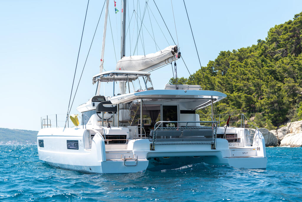 Lagoon 43 Find Us II