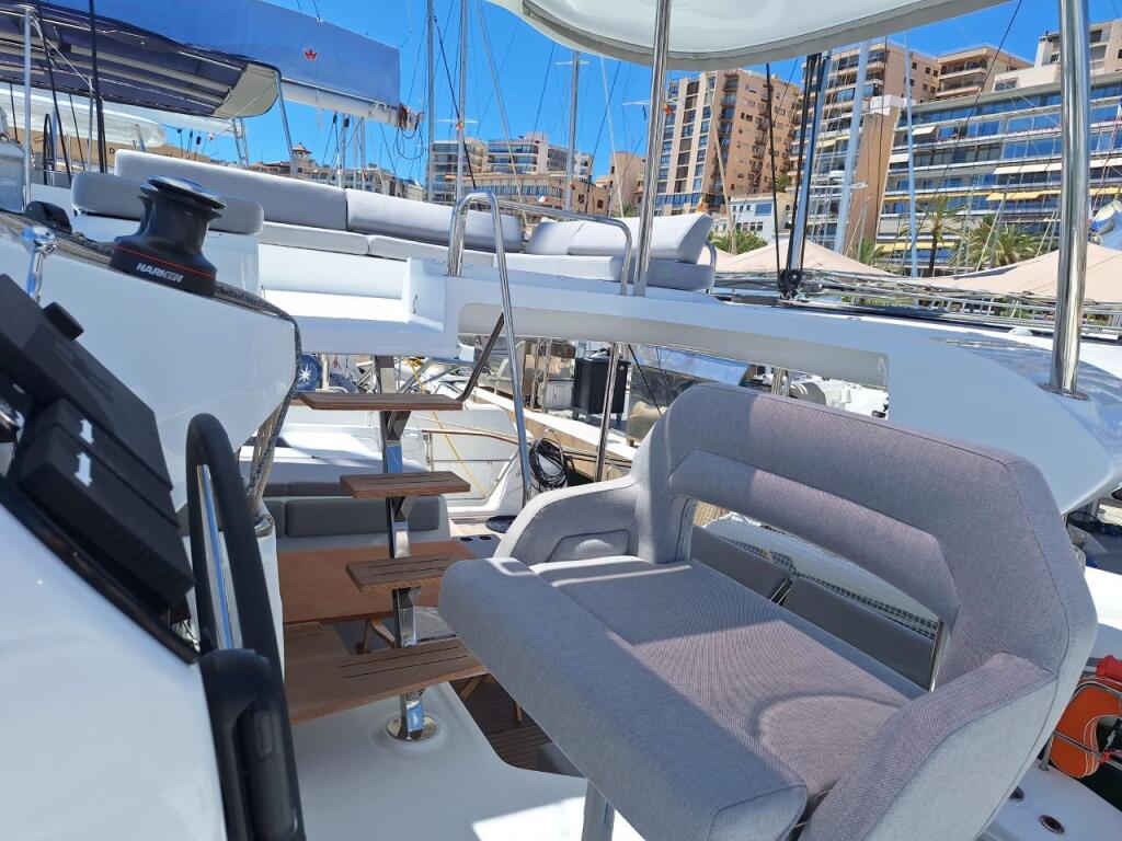 Lagoon 43 ALBA J