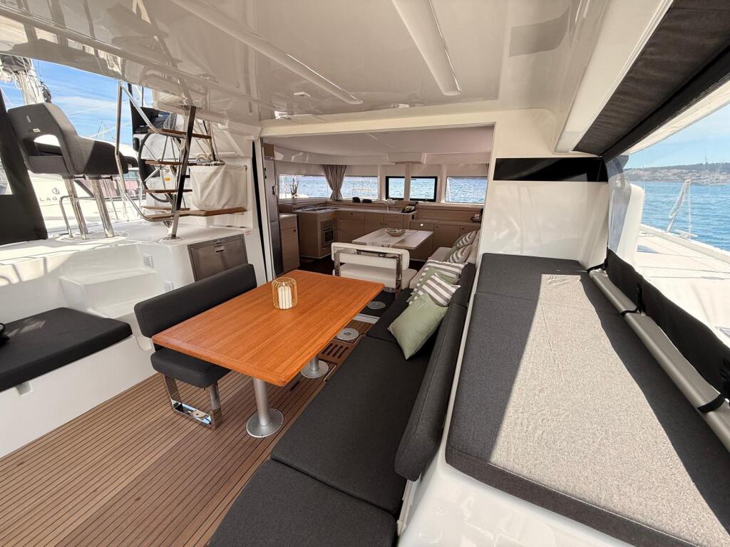 Lagoon 43 Dona