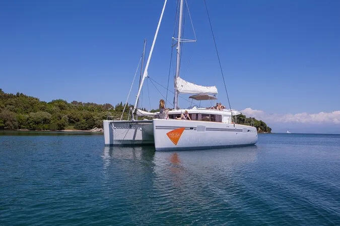 Lagoon 450 F Gin Tonic