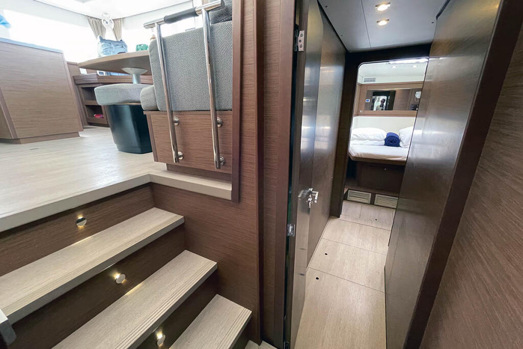 Lagoon 450 F Island Queen