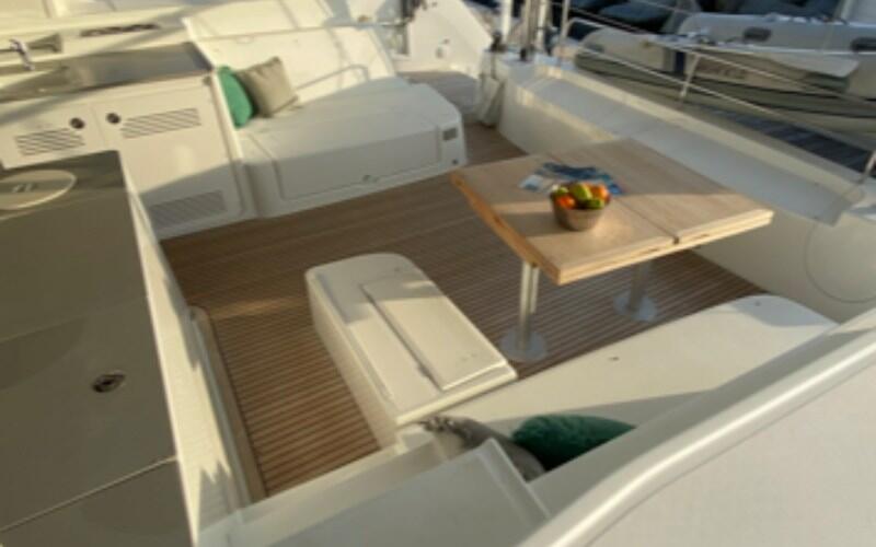 Lagoon 46 OW Sail Away