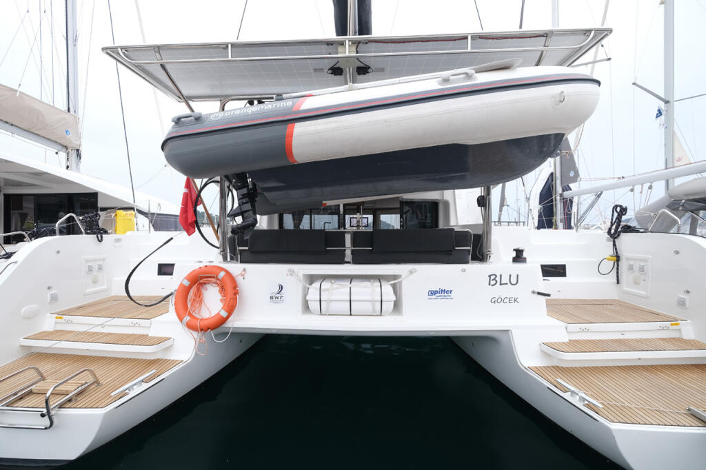 Lagoon 46 Blu