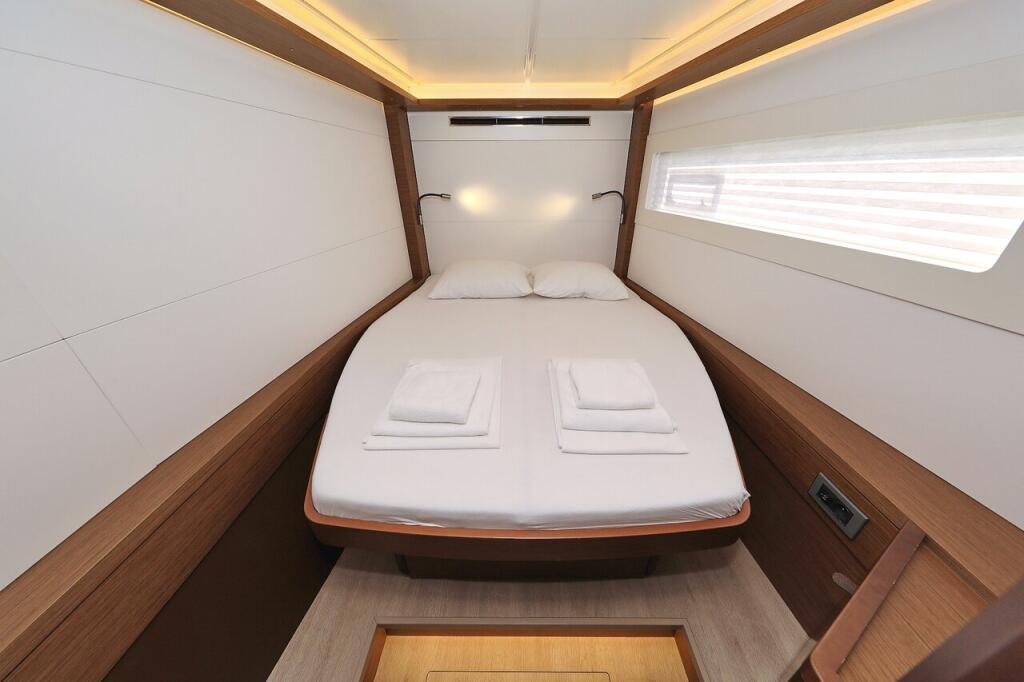 Lagoon 46 Notorious