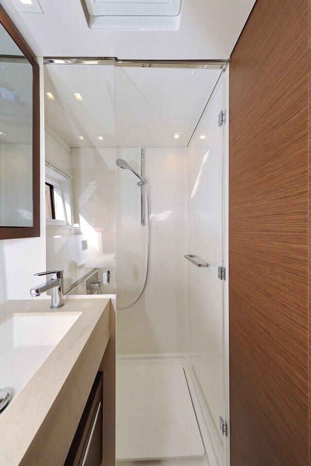 Lagoon 46 Notorious