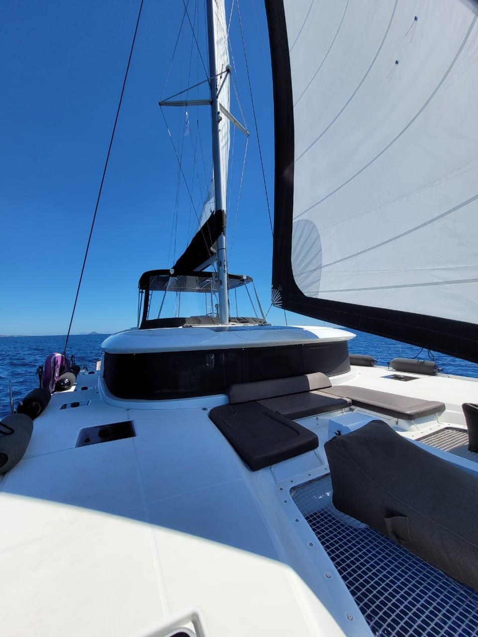 Lagoon 46 White Pearl