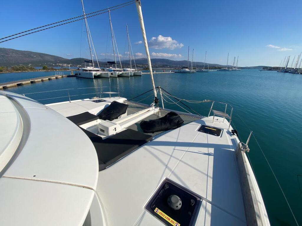 Lagoon 46 HELM