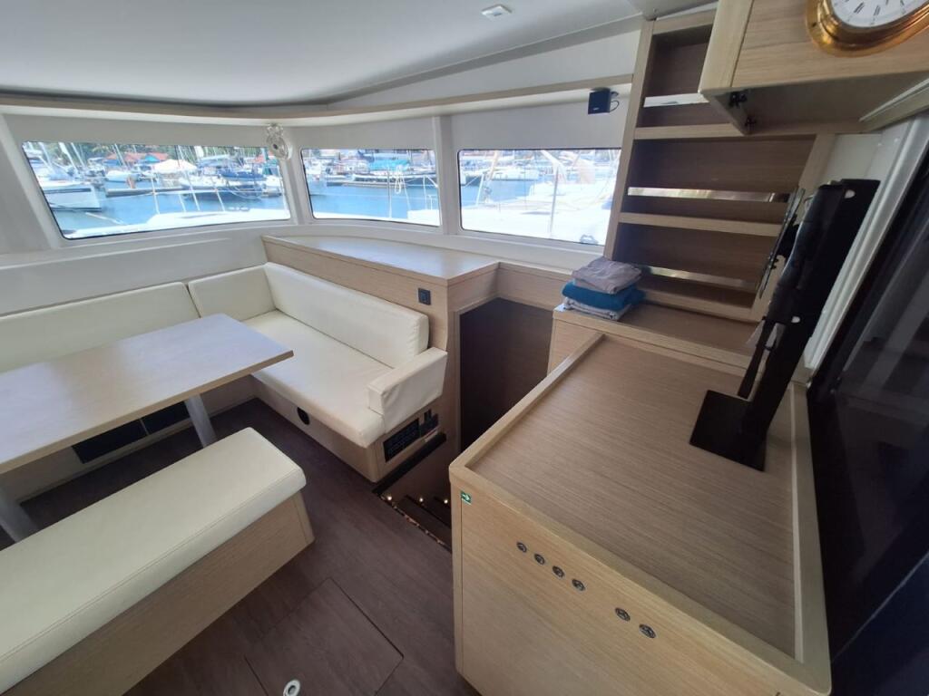 Lagoon 46 BOATYLICIOUS