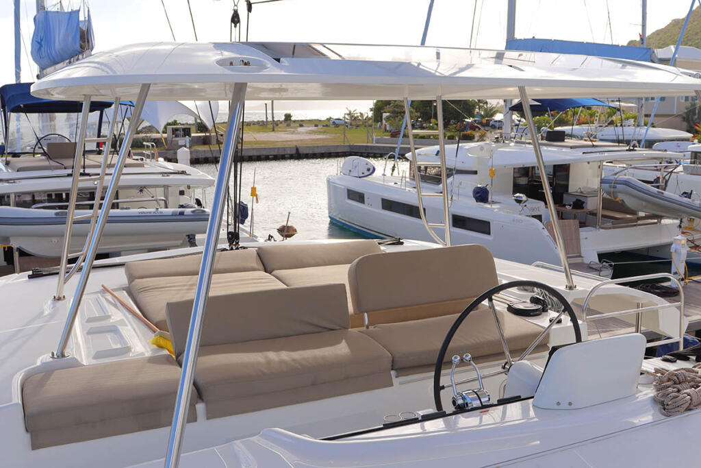 Lagoon 46 Happy Fluke