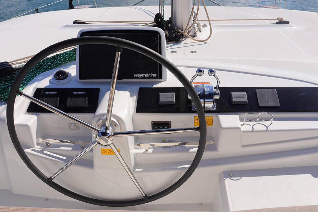 Lagoon 46 Kamots_X